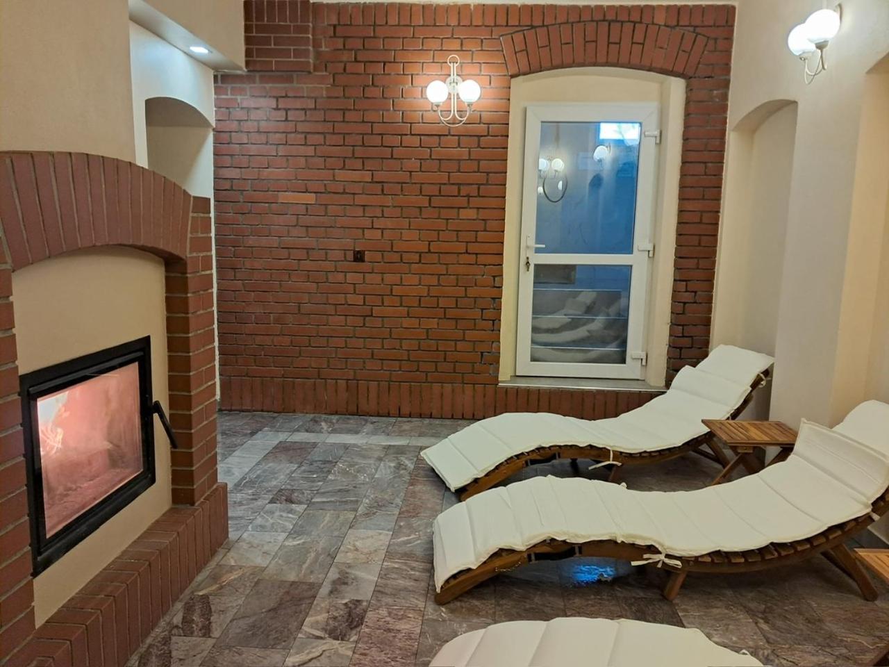 Szwajcarka Willa Z Sauna I Jacuzzi Кудова-Здрой Екстериор снимка