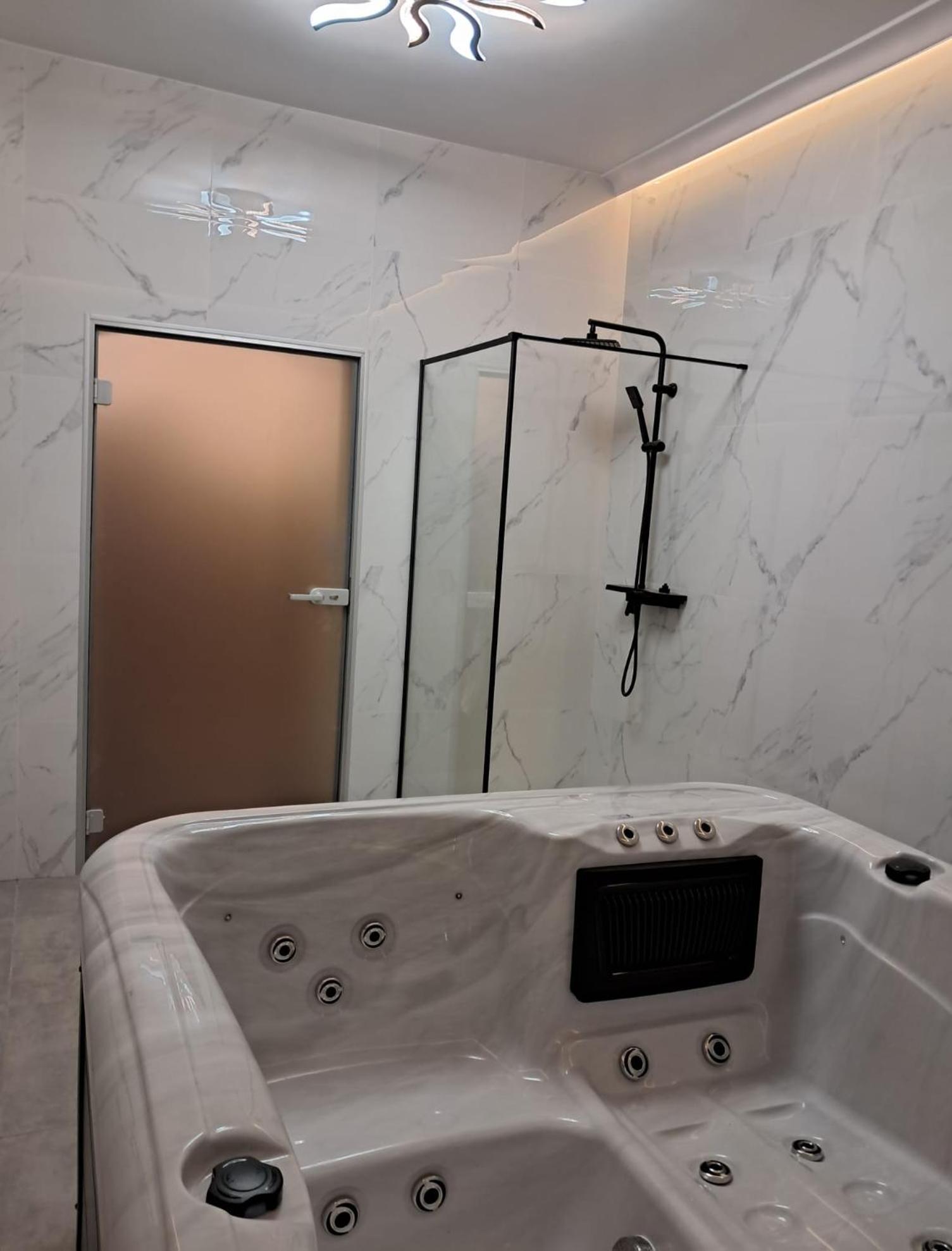 Szwajcarka Willa Z Sauna I Jacuzzi Кудова-Здрой Екстериор снимка