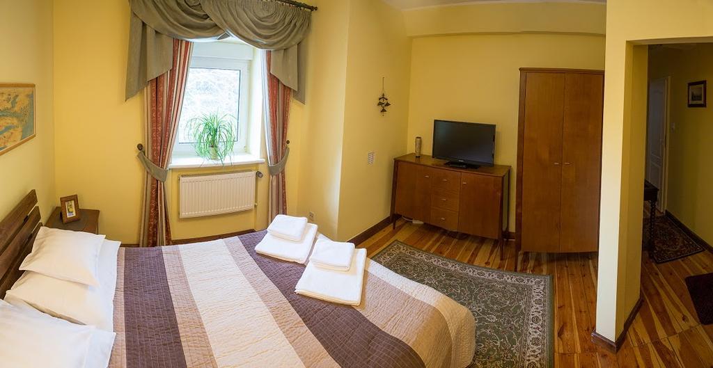 Szwajcarka Willa Z Sauna I Jacuzzi Кудова-Здрой Екстериор снимка